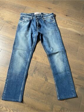 Replay Men's Faded Blue Straight Jeans